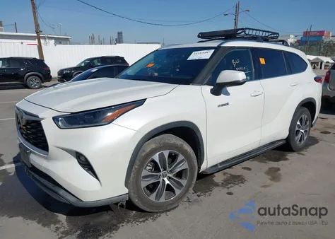 2021 Toyota Highlander Hybrid Xle z USA, uszkodzony, nr VIN 5TDHARAH4MS503980